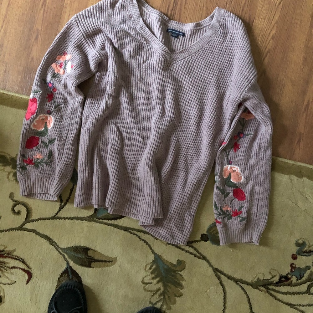 american eagle sweater